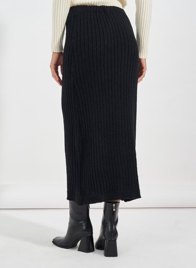 Styli Textured Knit Straight Maxi Skirt  - Image 4