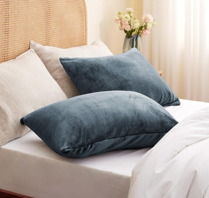 S&S Sands® Premium Ultra Soft Woollen Pillow Cover Set of 2 for Winter with Zipper Closure, Cozy Pillow Case Perfect for Warmth, Flannel Warm Pillowcases, King size-18X28 Inches (Grey) - Image 1
