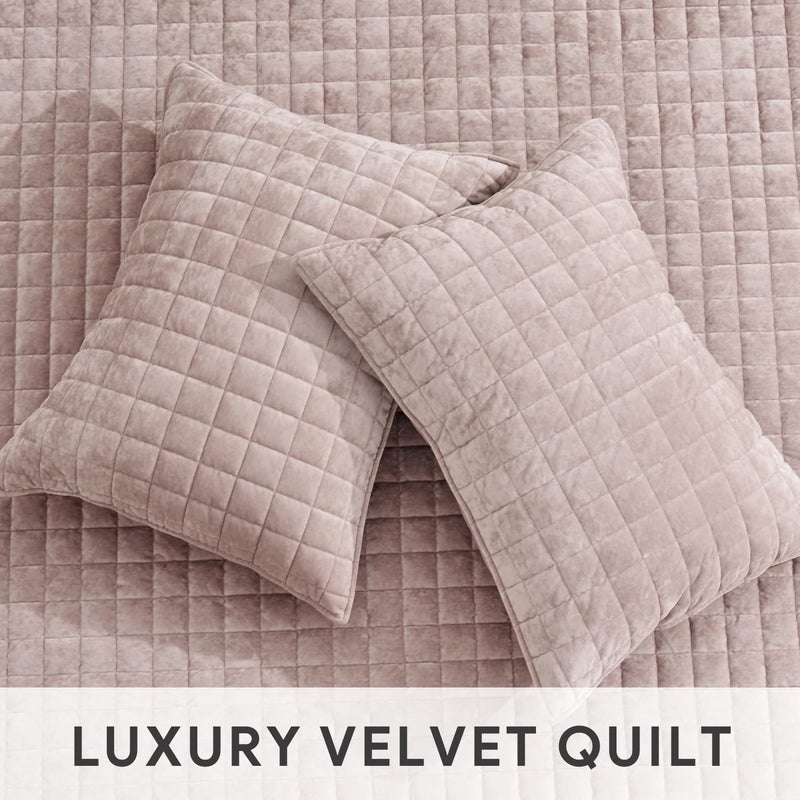RECYCO Luxury Velvet Quilt Set King Size Bedding Sets, Ultra Soft Velvet Comforter Set, Lightweight Channel Box Stitch Oversized Bedspread Coverlet for All Season, with 2 Shams, Rose Pink - Image 4