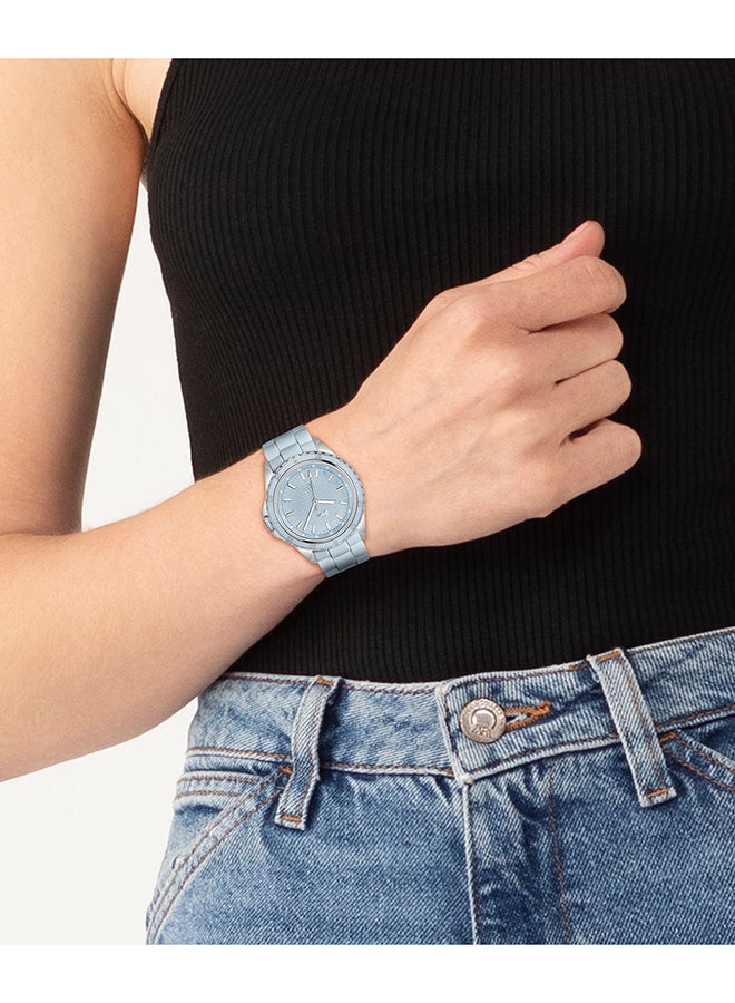 LACOSTE ساعة لاغوست الدائرية التناظرية للنساء بحالة زرقاء فاتحة - 2001426 - Image 5