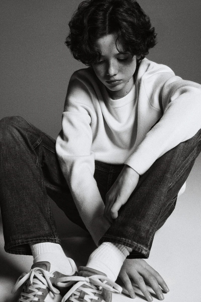 H&M Relaxed Tapered Fit Jeans