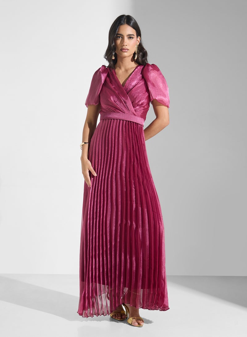 خزانة فستان سهرة مطوي - Image 1