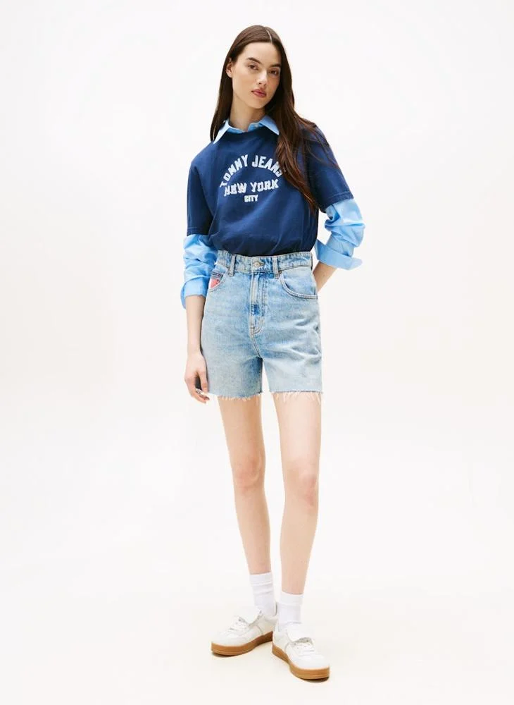 TOMMY JEANS Graphic Crew Neck T-Shirt