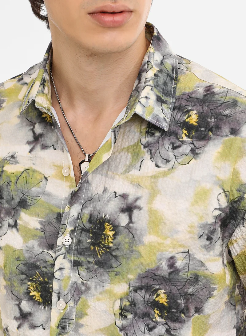 Campus Sutra Men's Navy Blue & Powder White Smudged Botanical Shirt