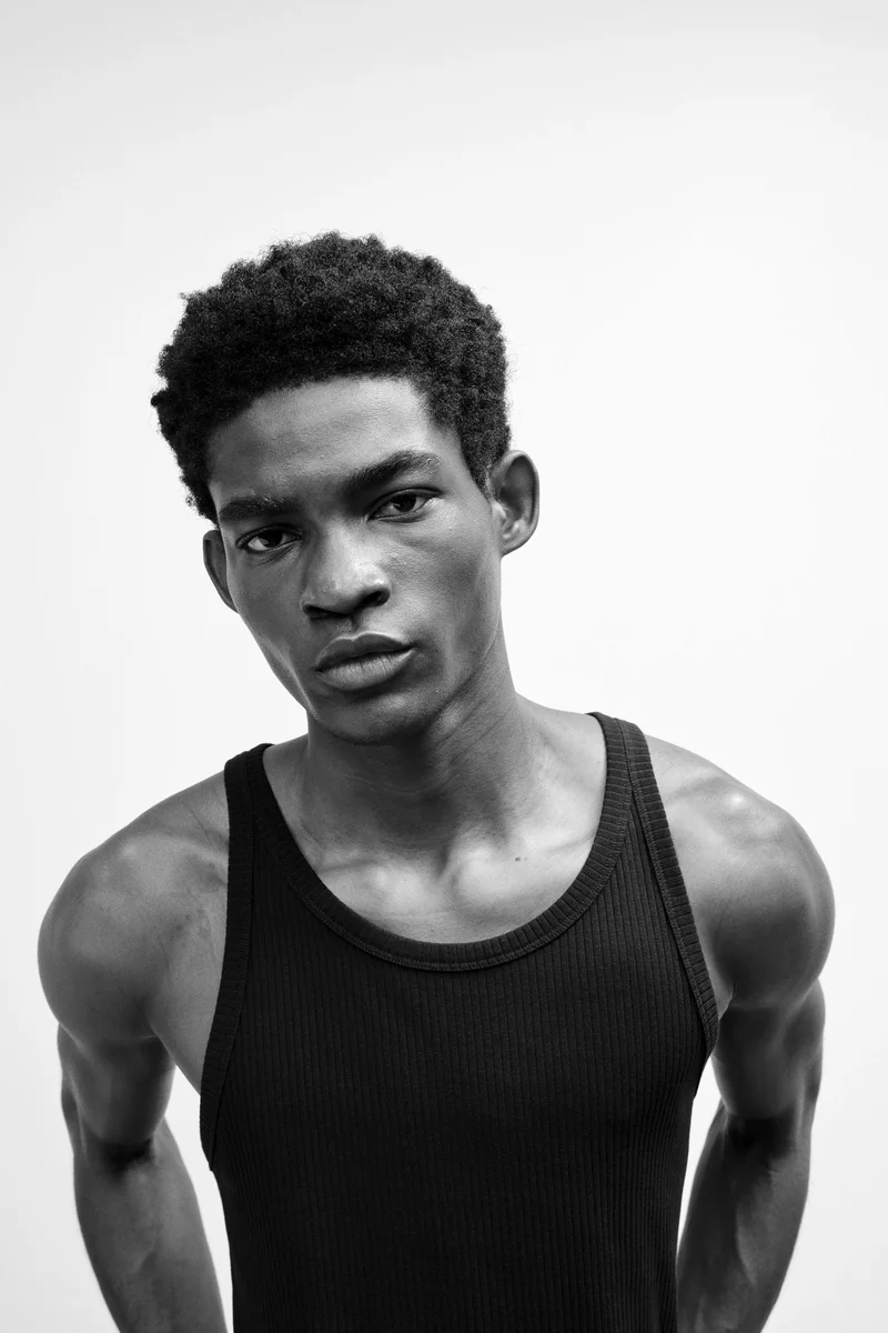 اتش اند ام فيست توب بتصميم مرن وقصّة سلِم