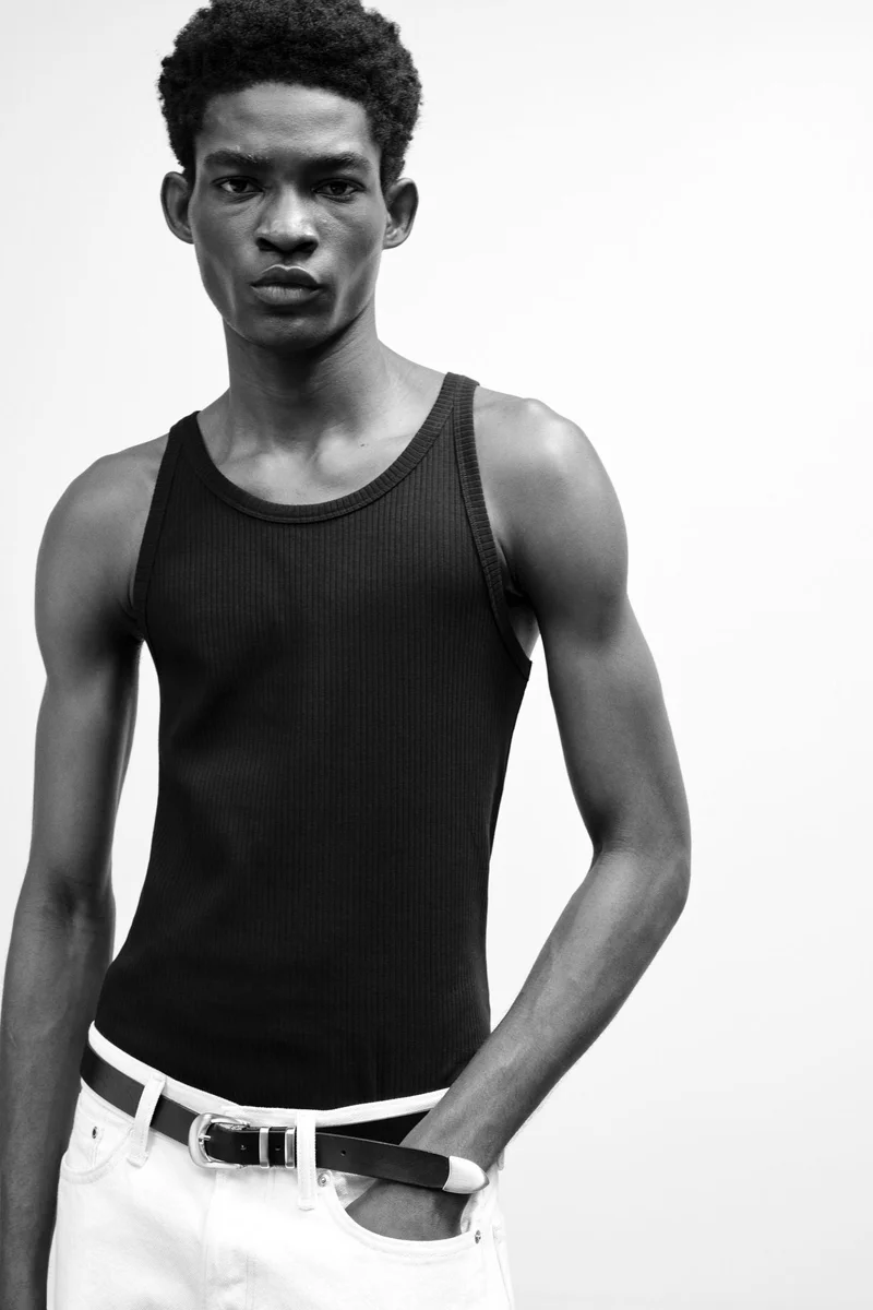 اتش اند ام فيست توب بتصميم مرن وقصّة سلِم