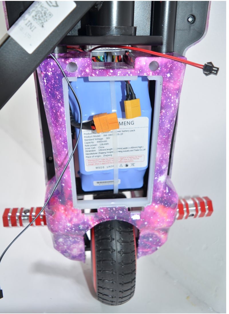 Electric Scooter Drift Small with a Power of 36 Volts with a Helmet Protection for the Knees Elbows and Wrists. It has Two Esper Keys and Wonderful Lighting Under the Seat and From the Front