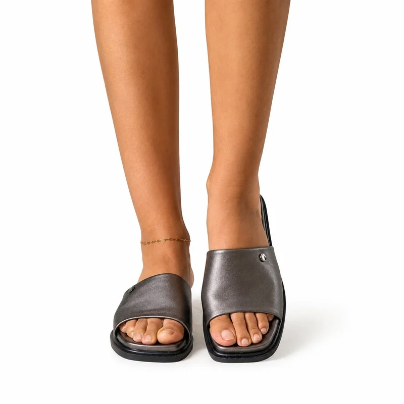 Lamaraparis MARLEY SLIP-ON SANDAL WITH FRONT METAL STUD