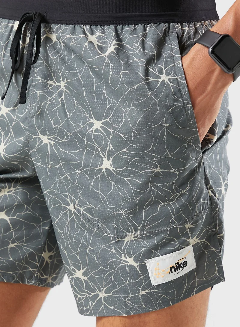 Nike 7" Stride Shorts