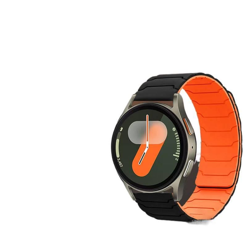 سوار ساعة ذكية رياضي من السيليكون متوافق مع Samsung Galaxy Watch 7 Classic بملاءمة قابلة للتعديل وحزام ناعم للاستبدال اليومي باللون أسود قابل للتعديل - NUR - Image 1