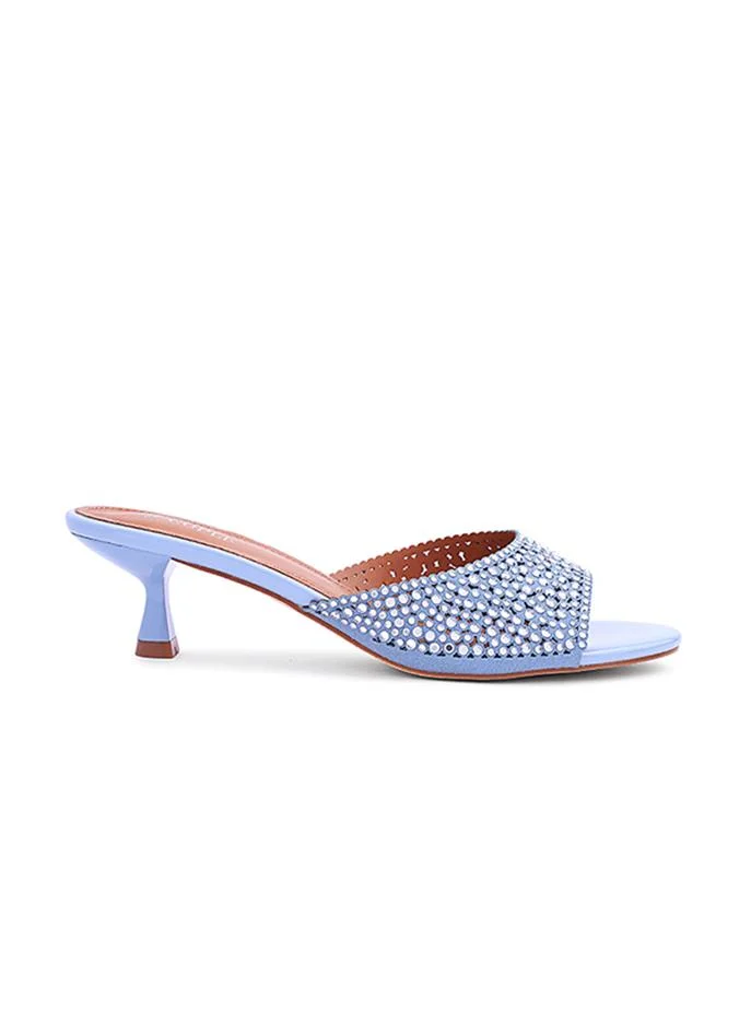 Elegant heel slippers designed for a chic look.
