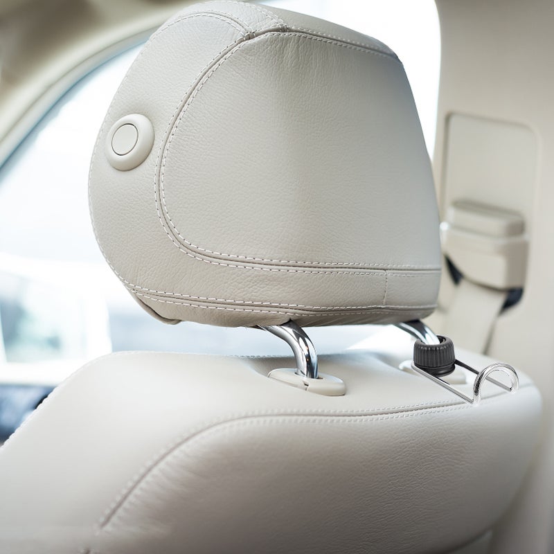 🚗 علاقة لمقعد السيارة بهيكل متين لتعليق الأغراض بثبات وتركيب سهل - Image 2