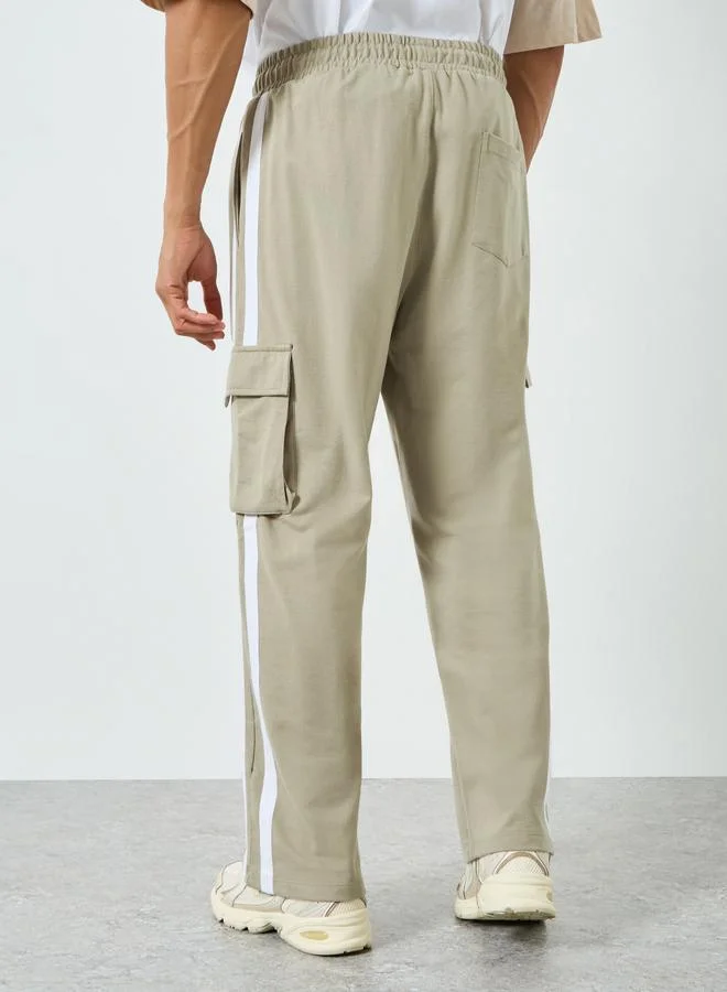 Styli Men Striped Oversized Cargo Joggers