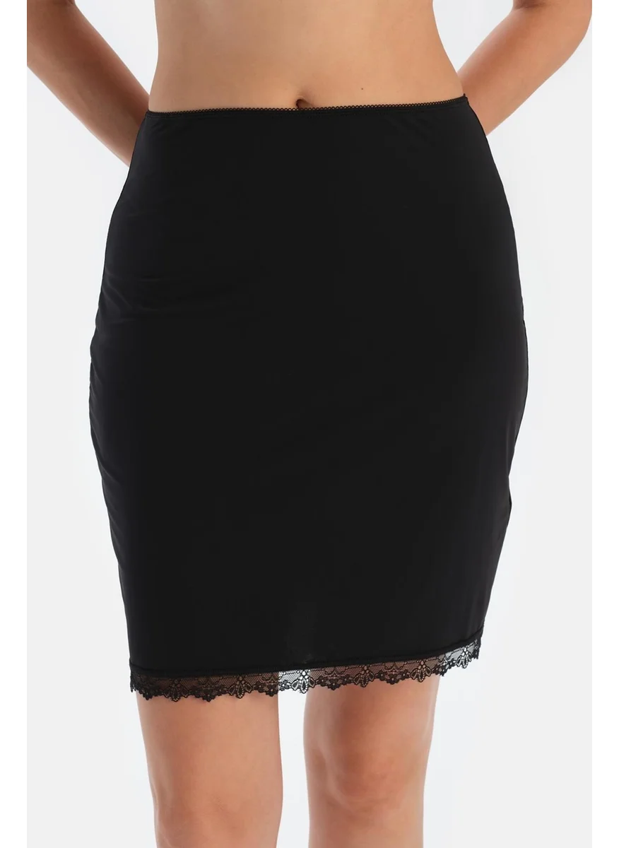 داجي Black 4013KC Lace Hem Midi Petticoat