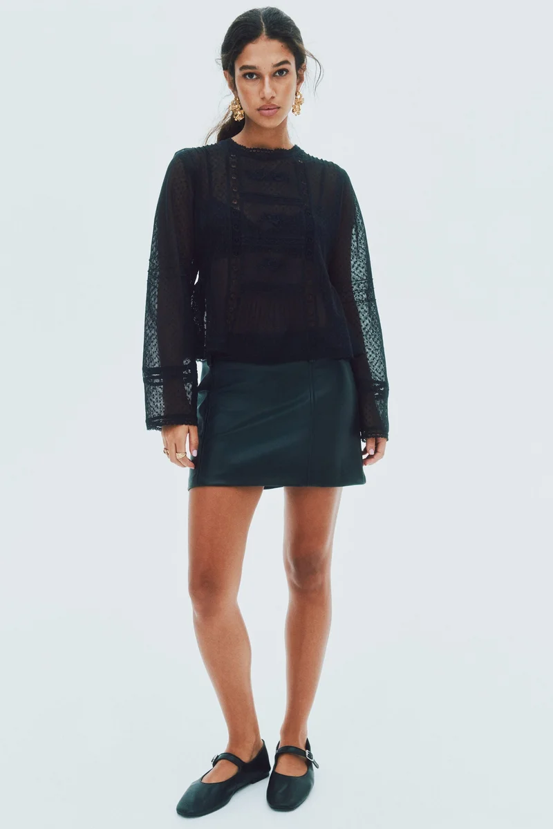 اتش اند ام بلوزة شبكية بنمط بلومتي