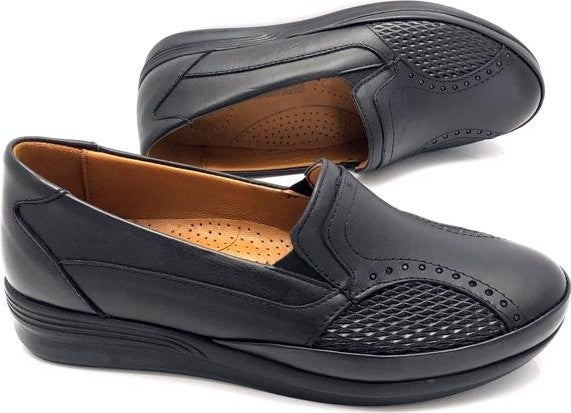 Derilax Leather Full Women's Mother's Shoes  - Image 1
