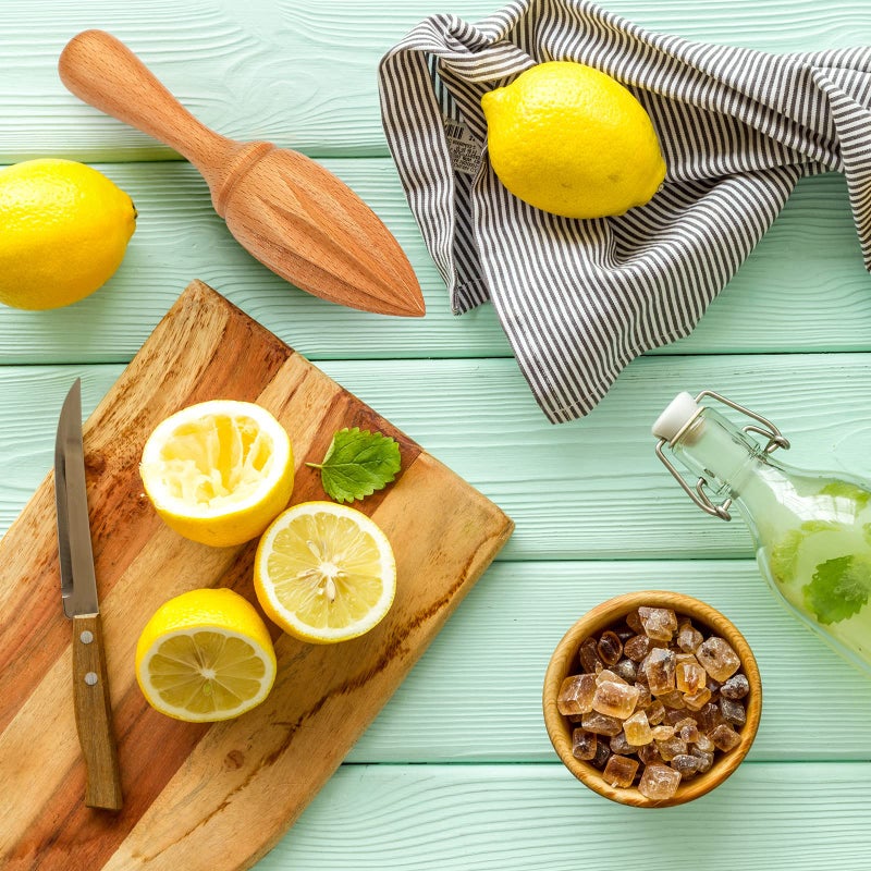 Sieral 1 Pcs Wooden Citrus Reamer Lemon Hand Juicer Beech Wood Handheld Citrus Juicer Kitchen Juicing Tool Manual Orange Lime Lemon Juice Reamer Extractor for Daily Home Bar Cafe Restaurant Use - Image 3