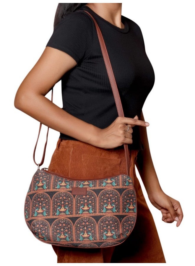 ZOUK حقيبة كتف نسائية مطبوعة بطبعة الطاووس الهندي الملكي من زوك 100% جلد نباتي معتمد من بي.تي.إيه - Image 2