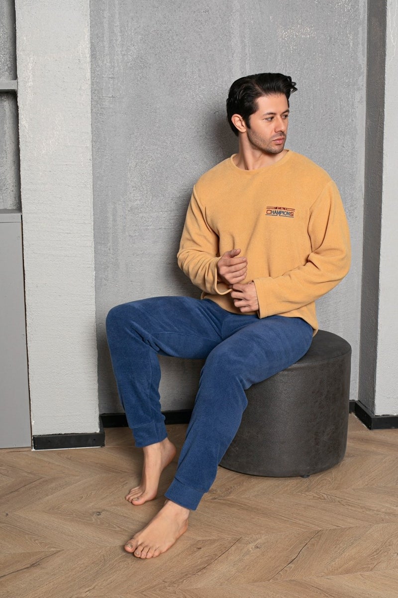 Sude Homewear Letter Patterned Polar Fleece Pajama Set  - Image 1