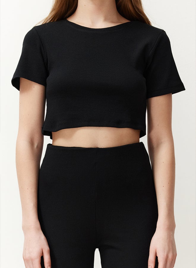 trendyol Black Crop Crew Neck Ribbed Stretchy Knitted Blouse and Pants Top and Bottom Set TWOSS21AU0160  - Image 4