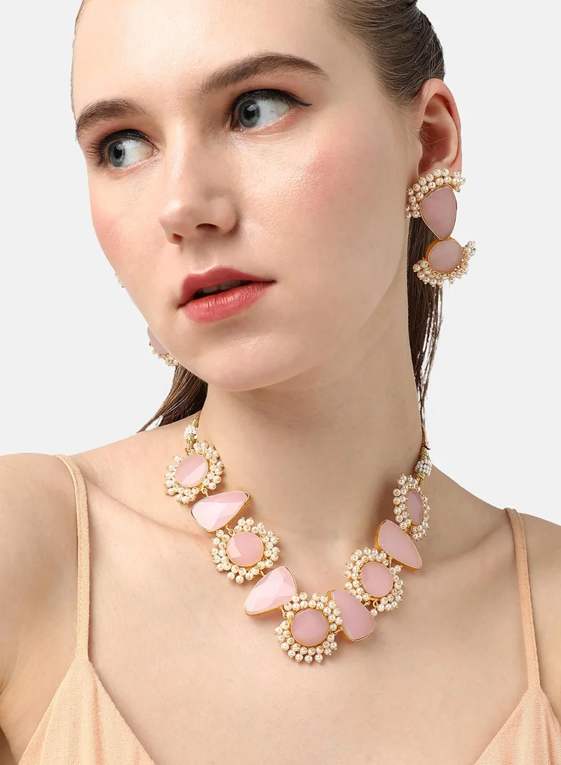 سوهي طقم قلادة وأقراط من الخرز الحجري المطلي بالذهب