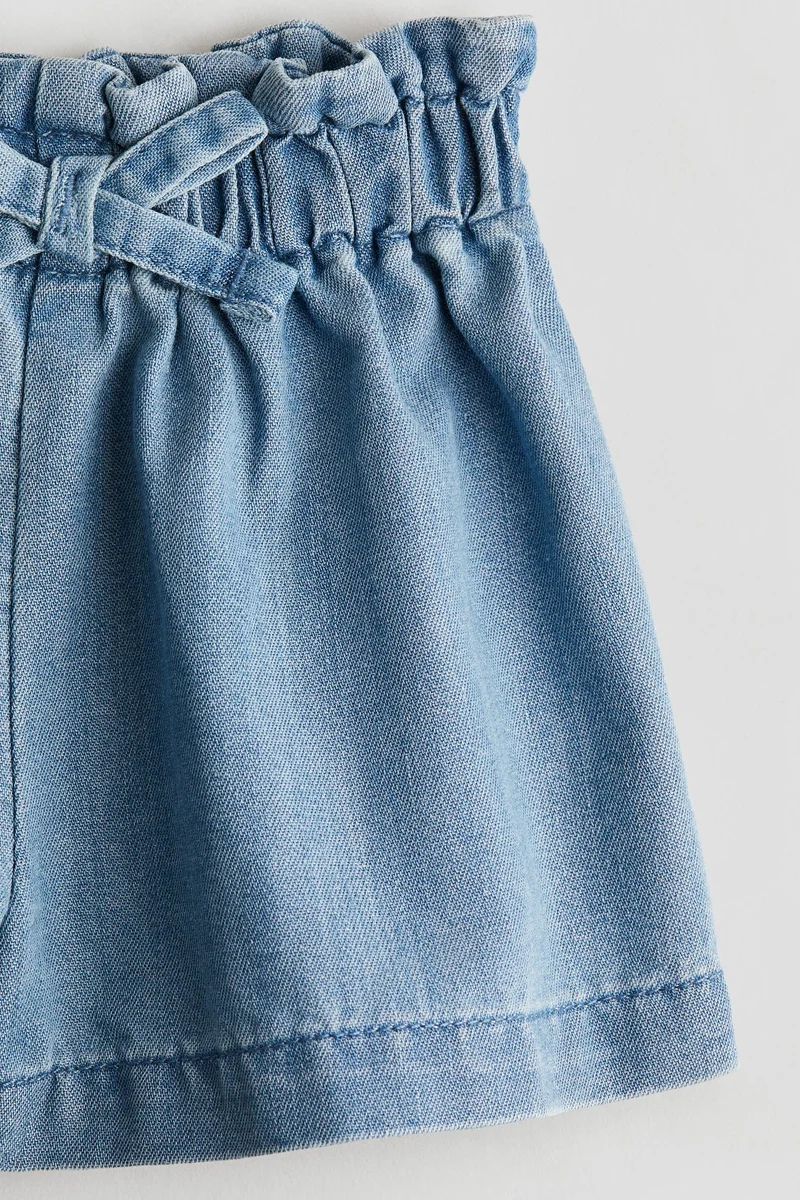 H&M Paper bag shorts