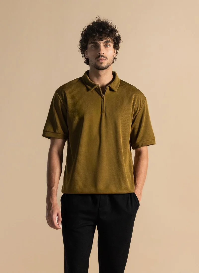 SHAPES ZIPPER DETAIL POLO SHIRT