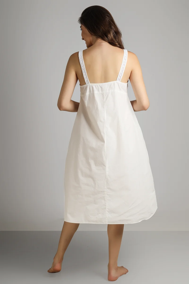 After Dark Carly, Embroidered Dress