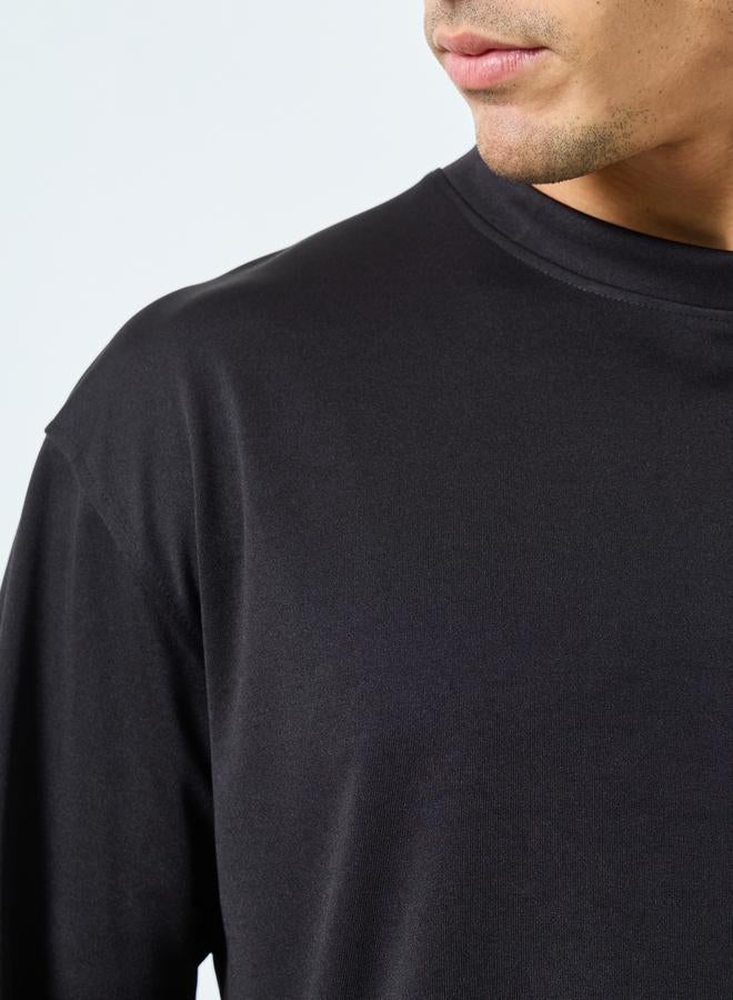 ستايلي اكتيف تيشيرت واسع بطبعة جرافيك - Image 4