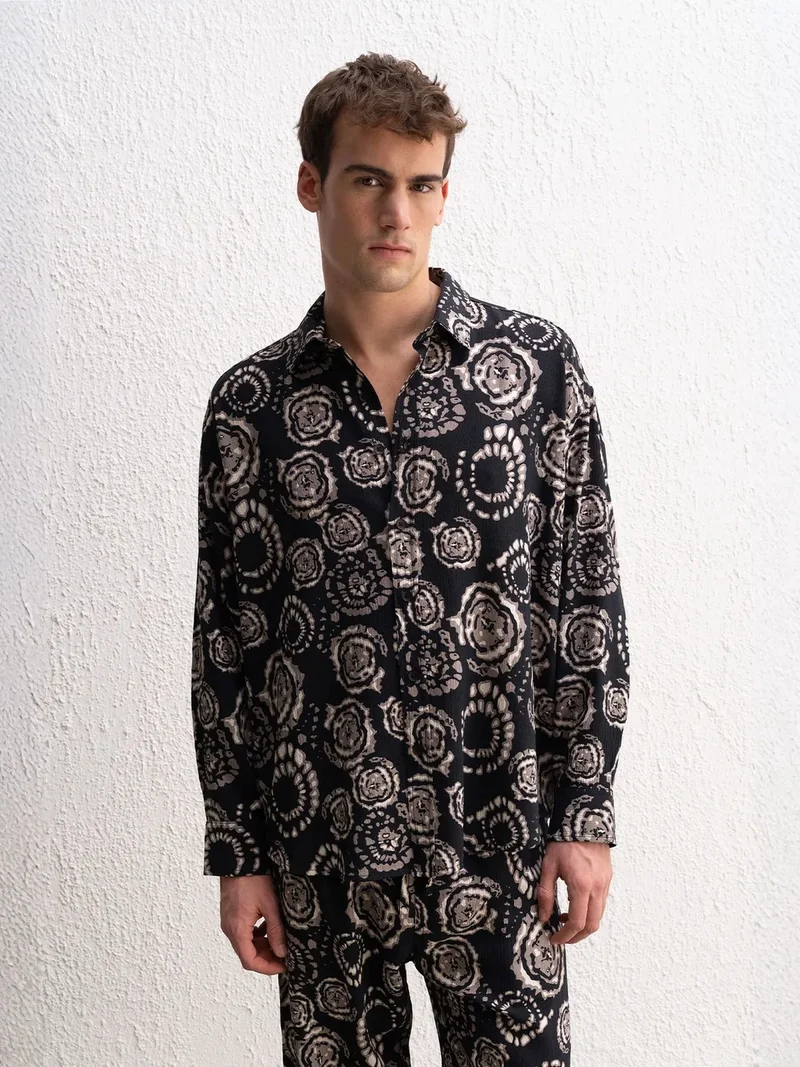 GIESTO Abstract Pattern Button-Up Shirt