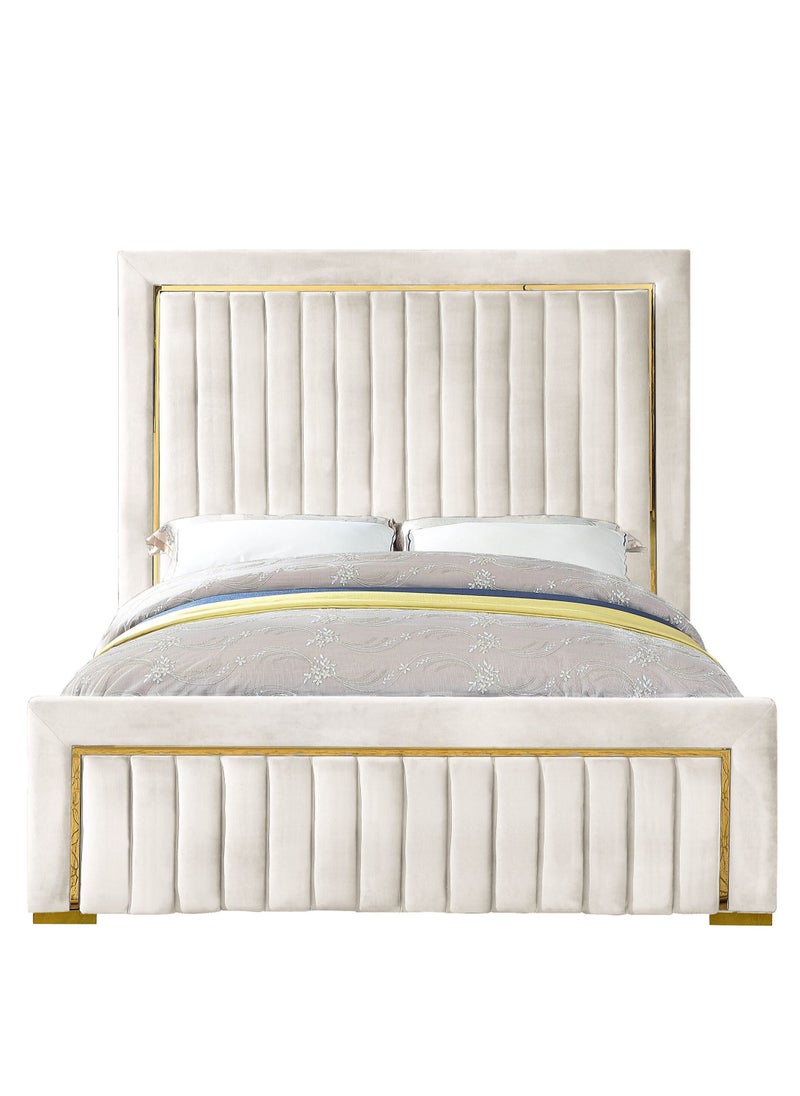 ألف فيرنيتشر Gold Trim High Headboard Velvet Upholstery King Bed  - Image 3