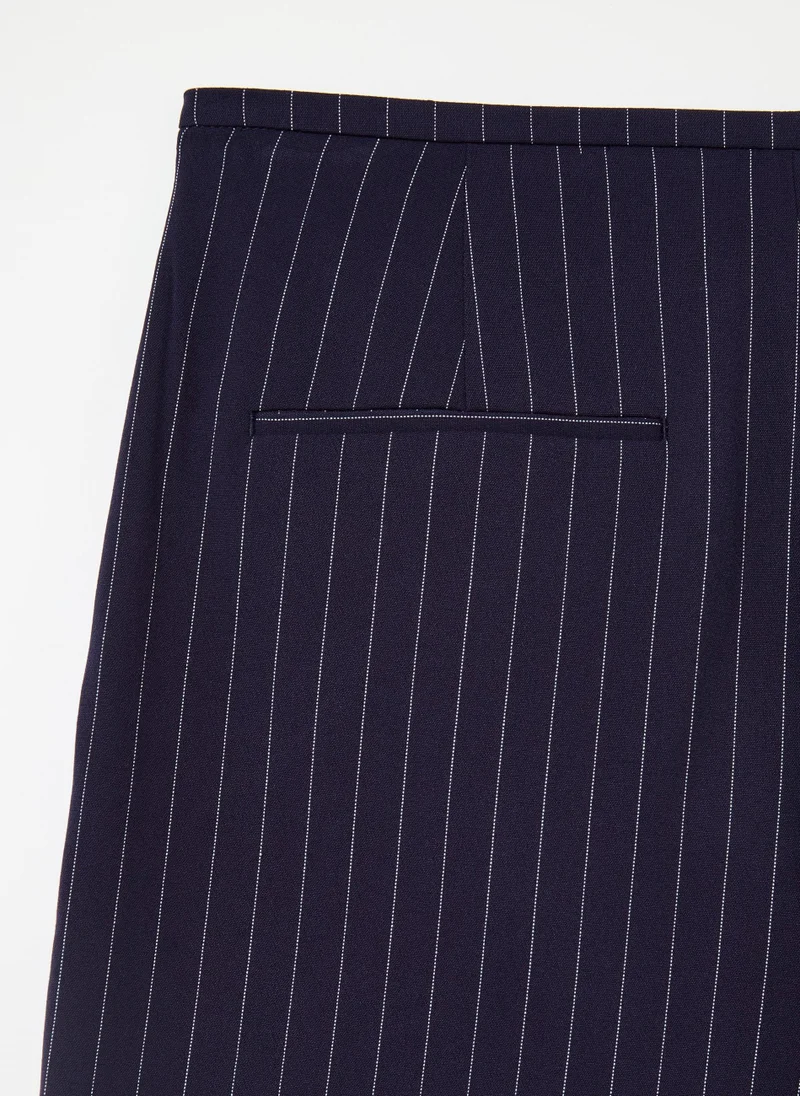 او في اس Straight-fit stretch trousers