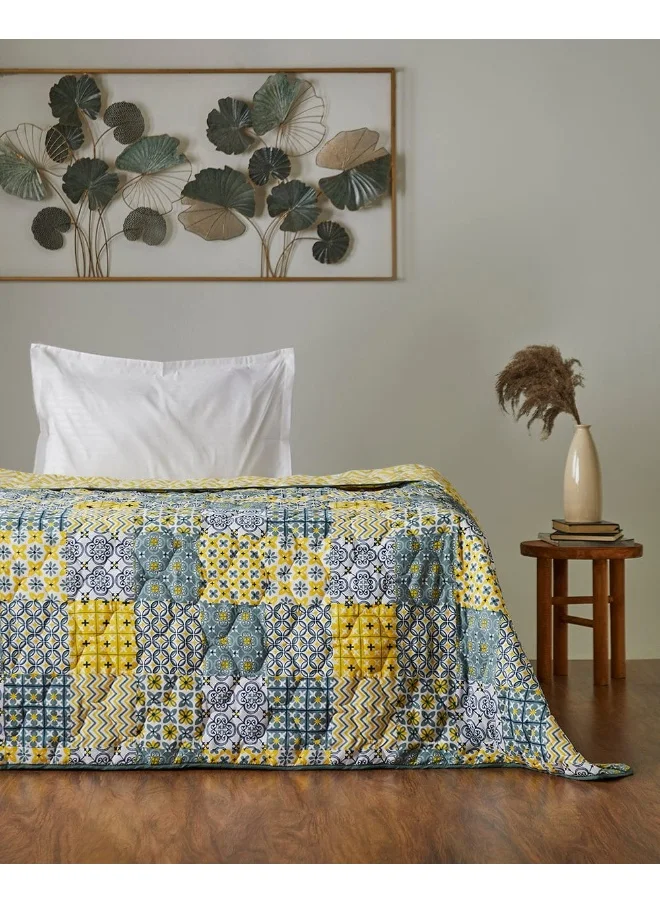 Chumbak Egypt Patchwork Yellow Comforter - Single Bed