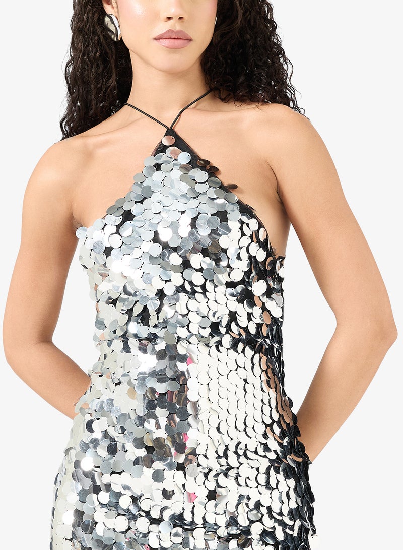 جينجر فستان سهرة مزين بالترتر بياقة هالتر - Image 3