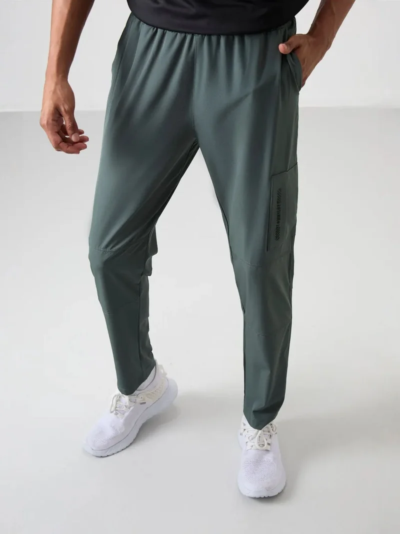 تومي لايف TOMMY Men's Solid Pull-on Sweatpants
