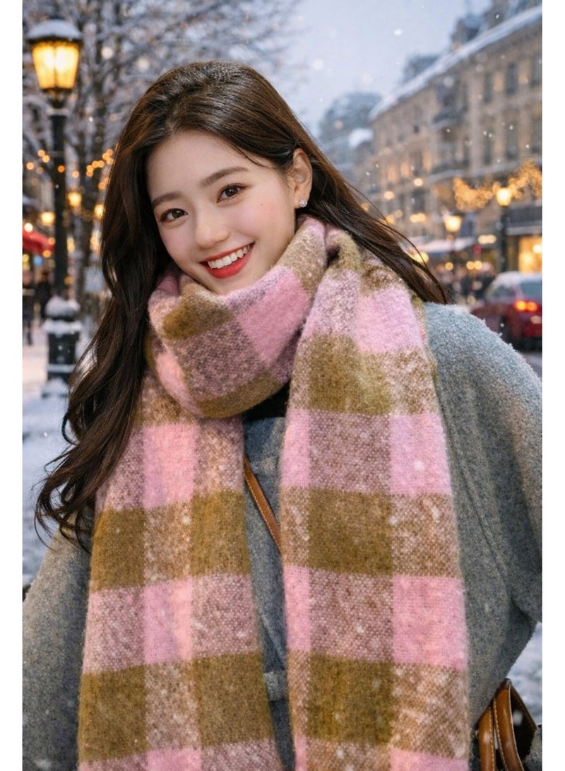 شال شتوي نسائي فاخر بتصميم مخطط شال شتوي مصنوع من  قماش ناعم ودافئ يضيف لمسة ناعمه وفاخره لإطلالتك الشتوية.