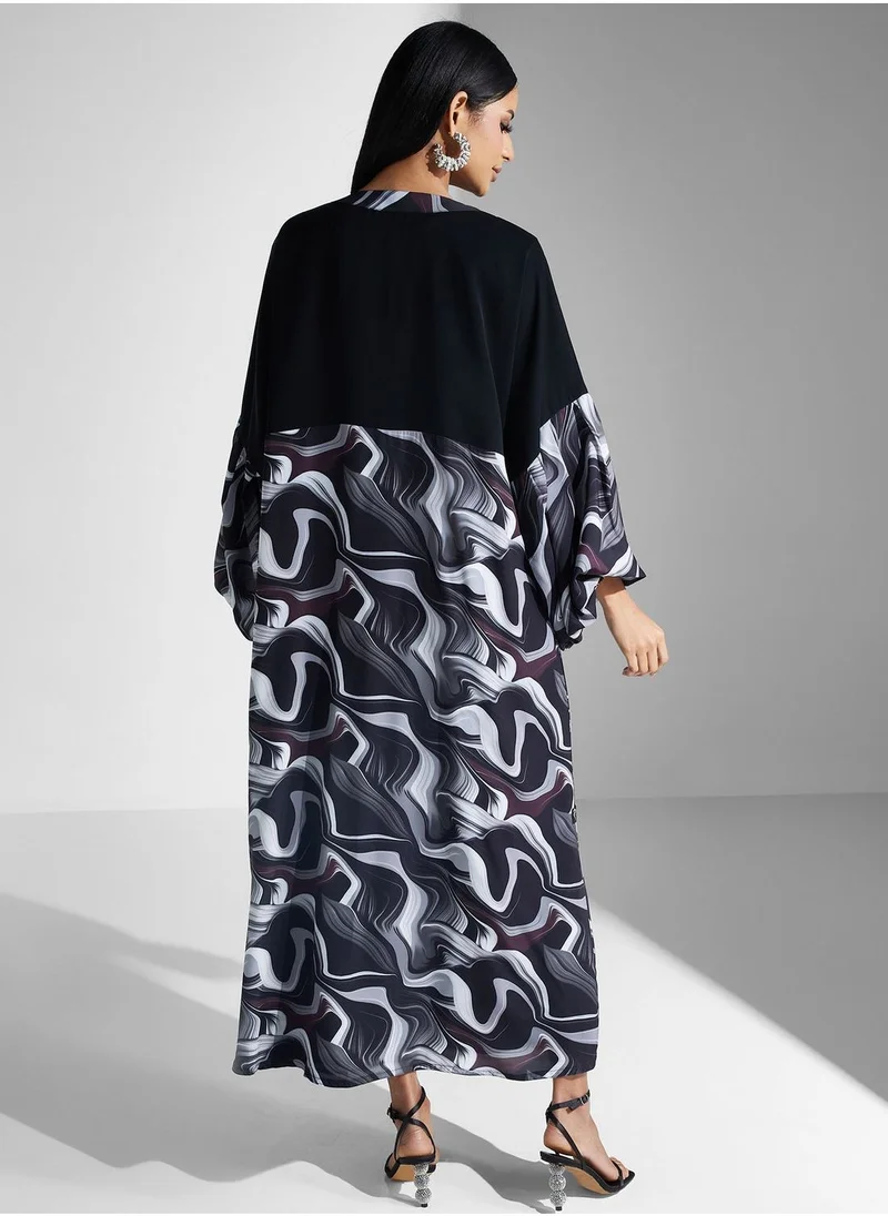 Meem by Mariyah Printed Tiered Abaya