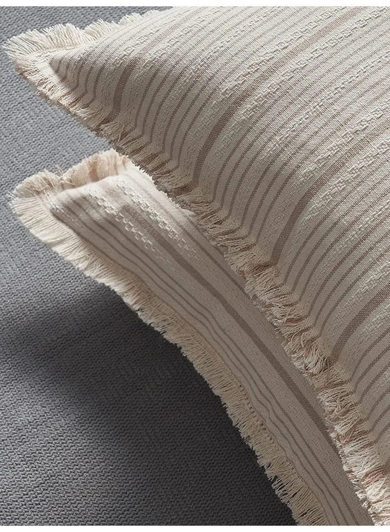 غطاء وسادة قطعه واحده بألوان حيادية أنيقة تناسب الديكور العصري والبوهيمي مصنوعه من قماش ناعم بملمس مريح قطعه واحده مقاس  45*45 - Image 4