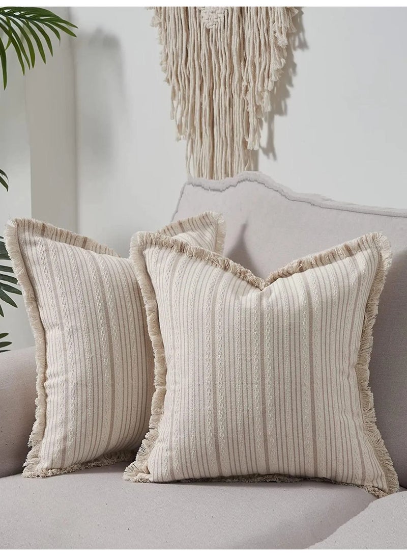 غطاء وسادة قطعه واحده بألوان حيادية أنيقة تناسب الديكور العصري والبوهيمي مصنوعه من قماش ناعم بملمس مريح قطعه واحده مقاس  45*45 - Image 2