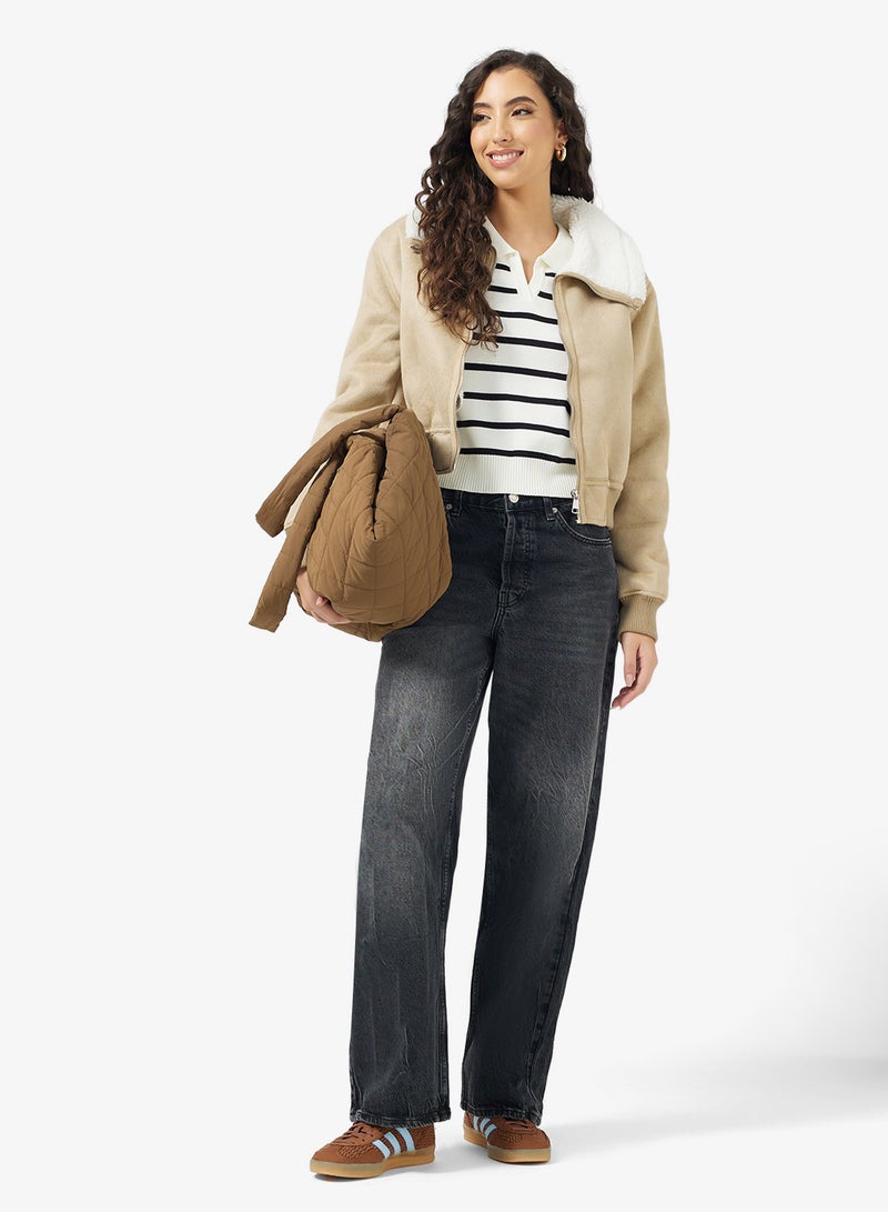 جينجر جاكيت بسحاب من جلد الغزال بتفاصيل فرو - Image 4