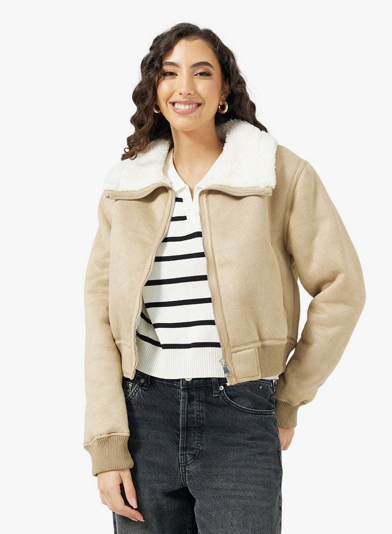 جينجر جاكيت بسحاب من جلد الغزال بتفاصيل فرو - Image 1