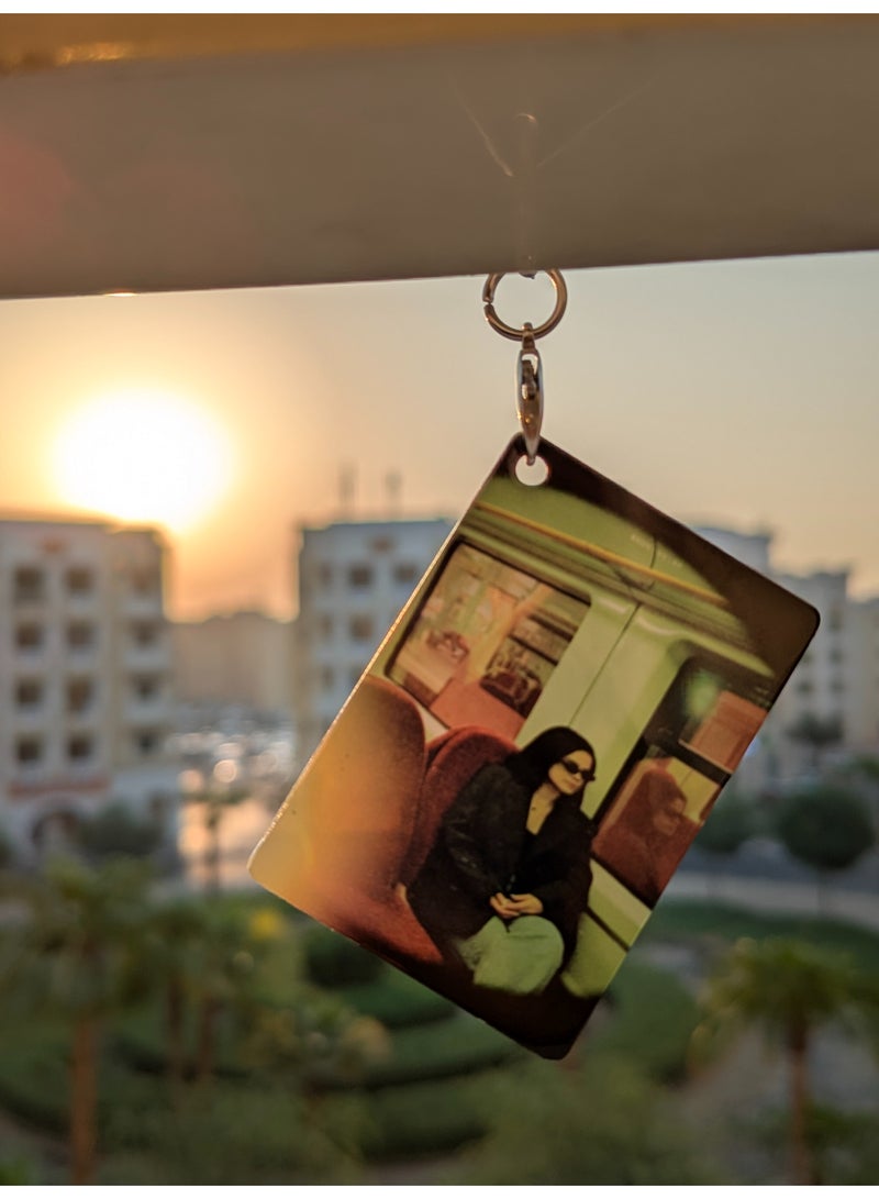 هدايا سومي سلسلة مفاتيح صور، سلسلة مفاتيح ذات وجهين متطابقين أو مختلفين للصورة أو النص، أفضل هدية له/لها، هدية شخصية - Image 1