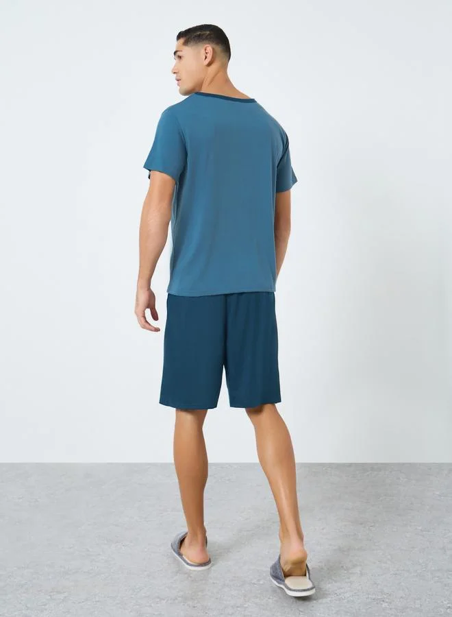 Styli Navy Blue Navy Blue Solid T-Shirt and Shorts Pyjama Set for Men | Best Price UAE