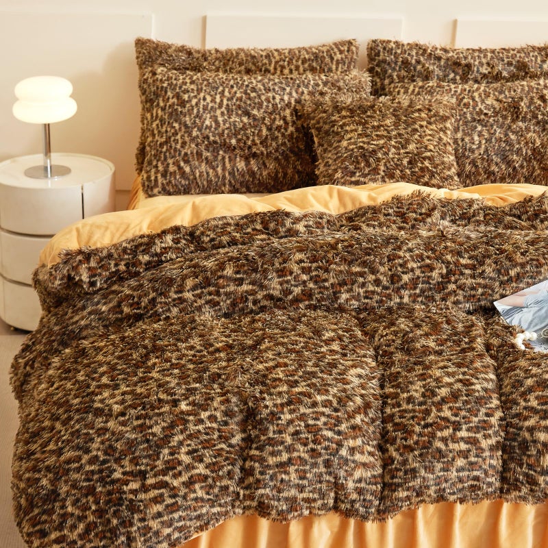 HAIHUA Fluffy Cheetah Print Comforter Cover Full Size Set, Soft Furry Plush Cheetah Print Bedding Full Size 3 Pieces (1 Fuzzy Duvet Cover + 2 Faux Fur Pillow Cases) Fluffy Bed Set, Zipper Closure - Image 5
