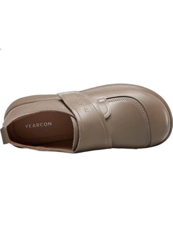 YEARCON Women'S Slip-On Soft Bottom Mother Shoes Middle-Aged And Elderly Casual Leather Shoes 26264W Khaki 37 - Image 3
