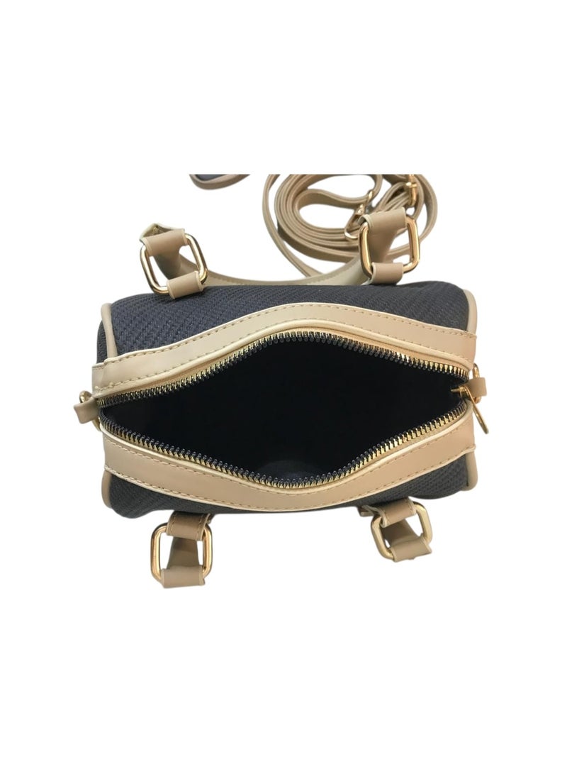 Very chic small women's crossbody and hand bag - elegant design for everyday use - Image 3