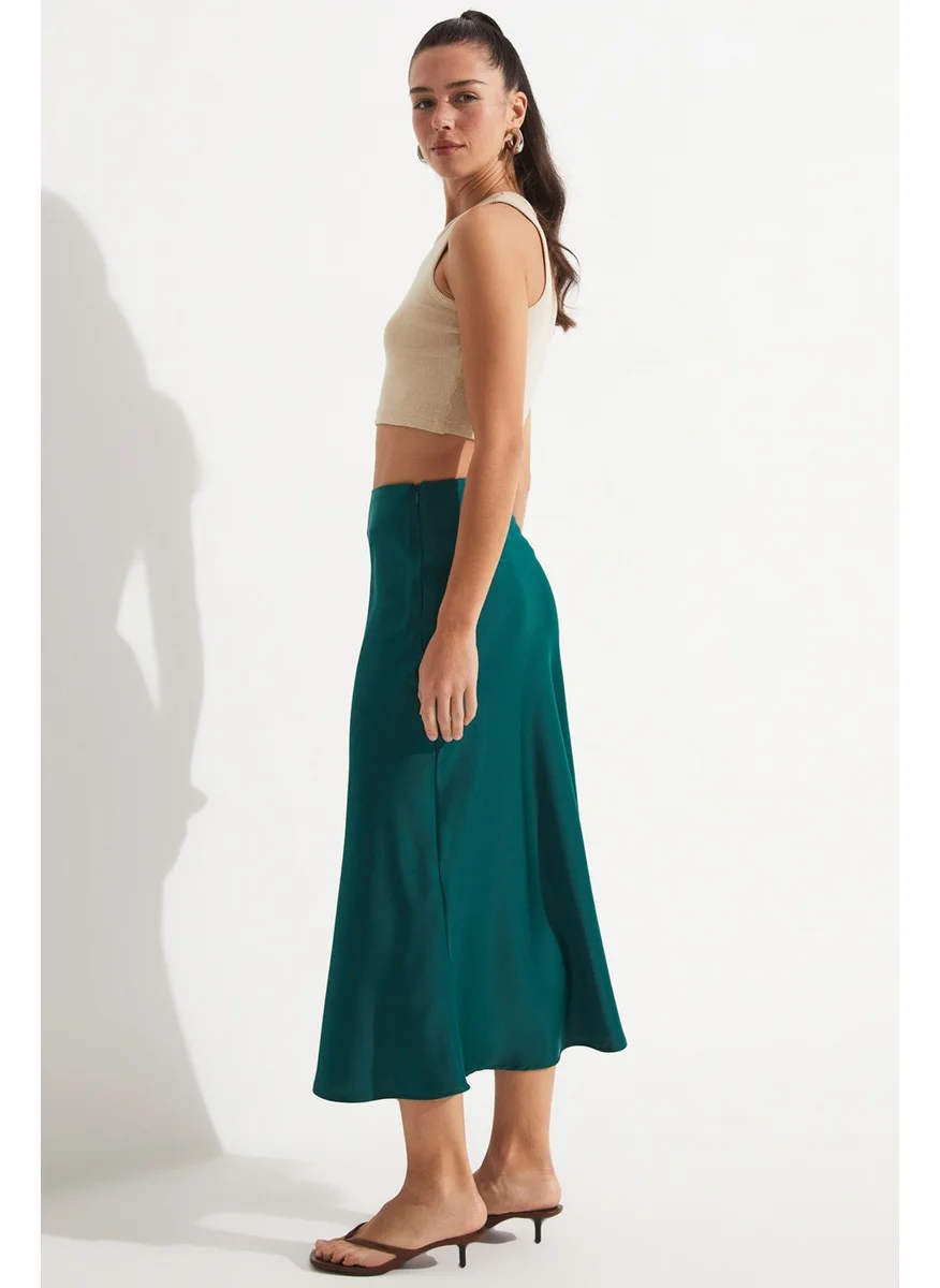 JUNE Satin Skirt