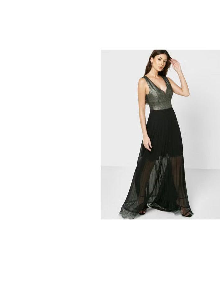 إيلا آند ماكس فستان مزين بتفاصيل لامعة - Image 3