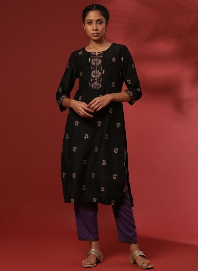 Abhishti Regular salwar pants with printed hem-fuchsia  - Image 5