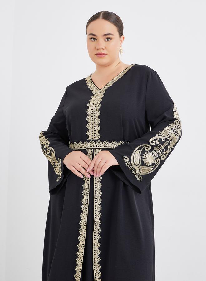 Styli Plus Black Kaftan with Lace Trim - Image 2